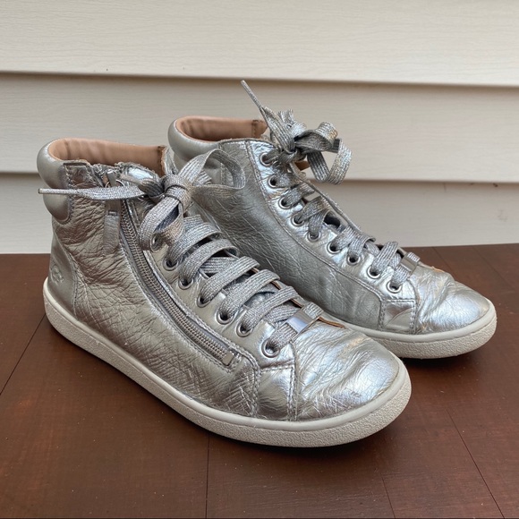 ugg olive metallic sneaker